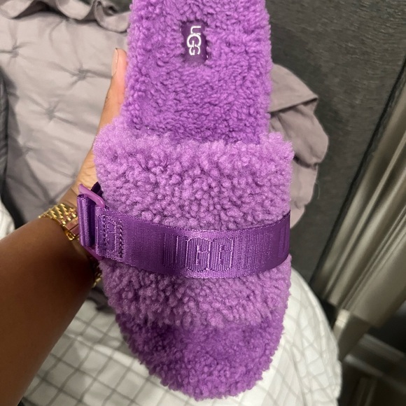 Ugg W Fluffita Slides - Picture 11 of 14
